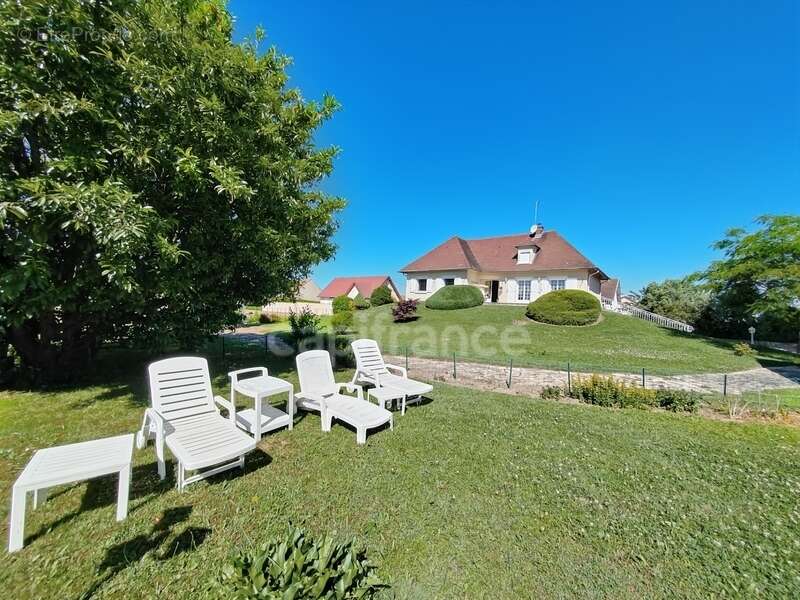 À vendre : Villa grand garage à CHATENOY-EN-BRESSE (71) – 4 chambres, 183 m² habitables terrain de 1728 m² - photo 15