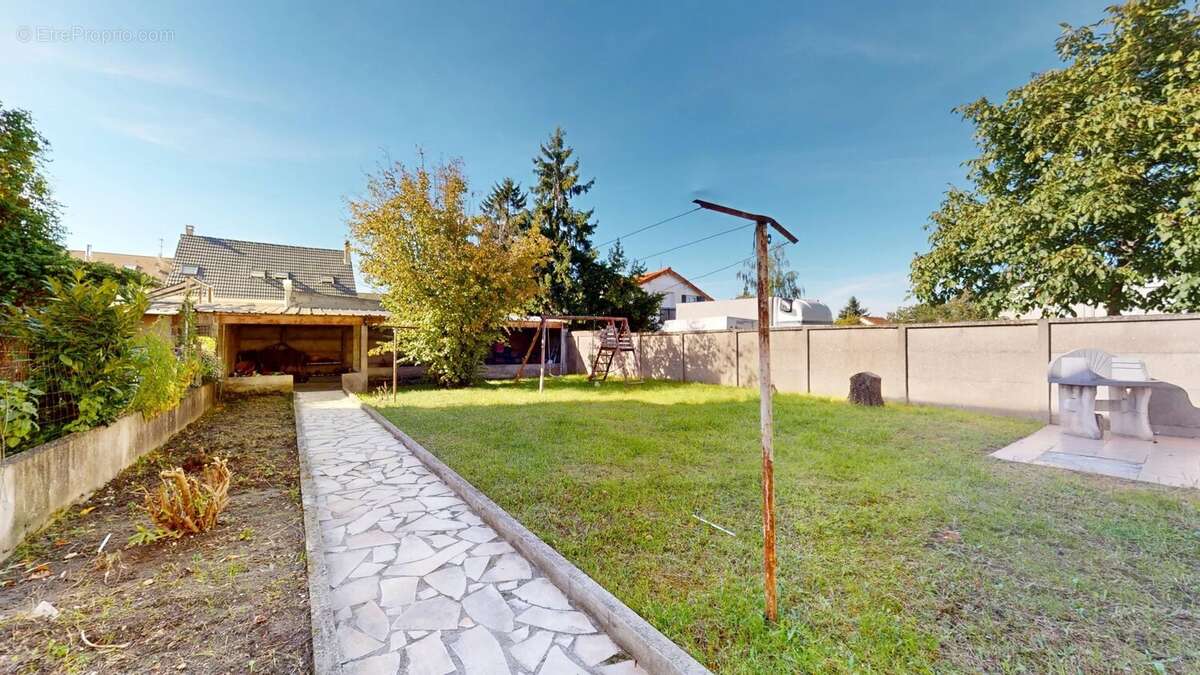 Maison à MONTFERMEIL