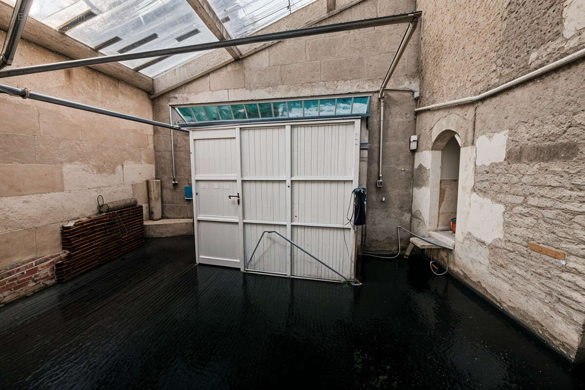 Maison à LES PONTS-DE-CE