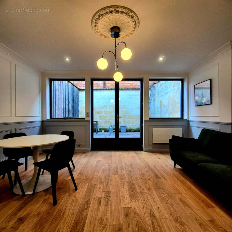 Appartement à BORDEAUX