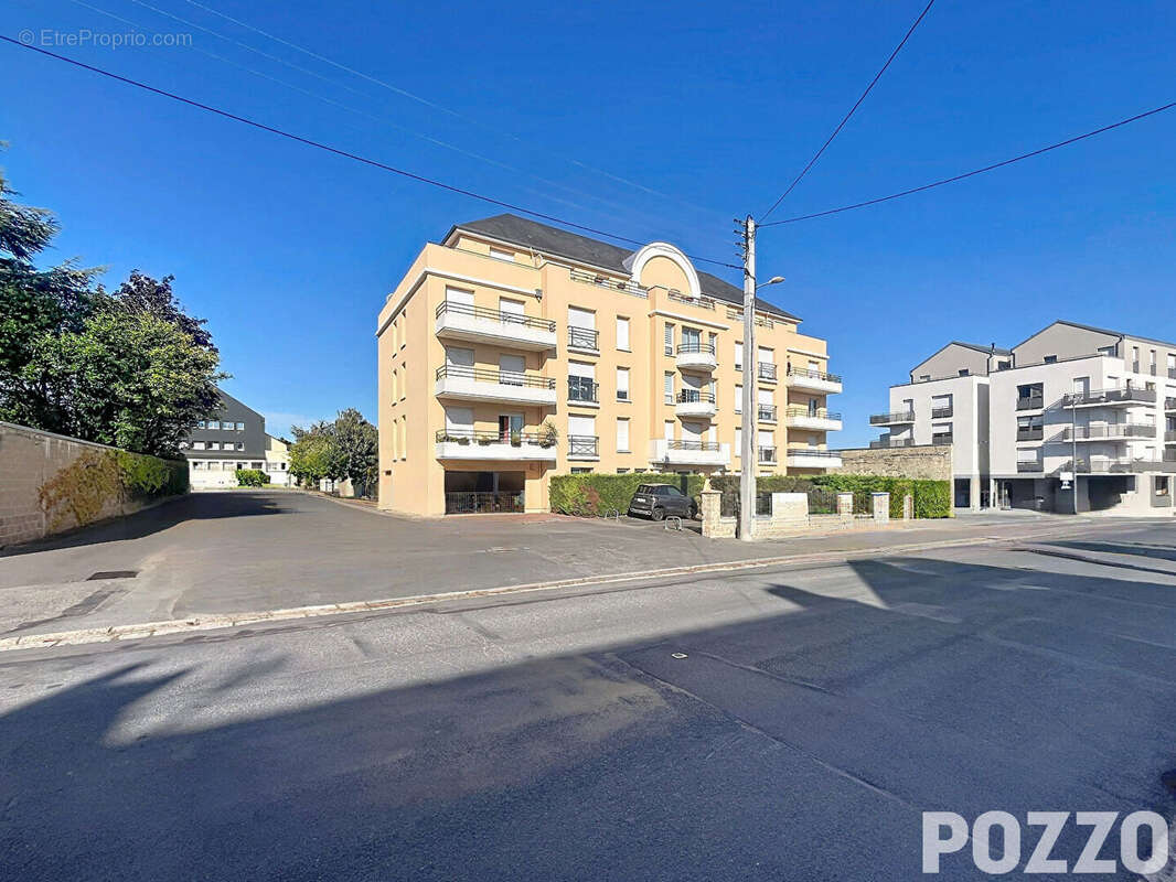 CAEN Jardin des Plantes , Élégant T3 traversant avec balcon, parking et cave - photo 3
