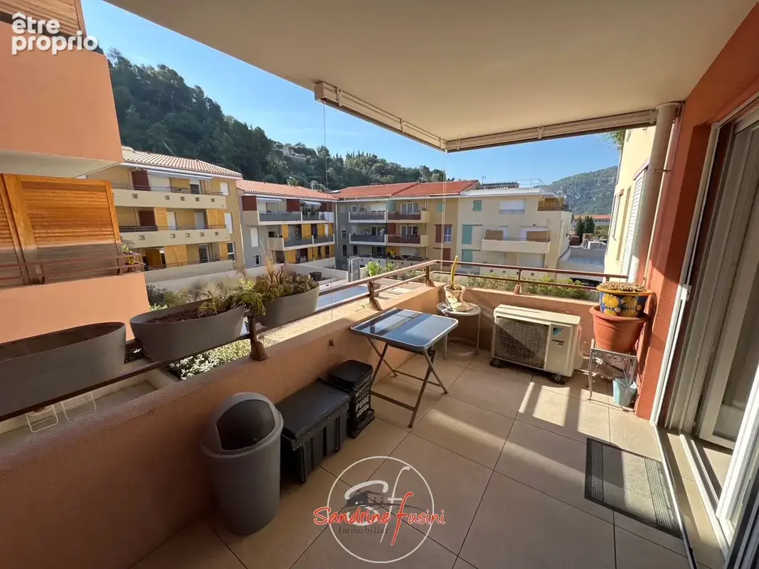 Appartement à SAINT-MARTIN-DU-VAR