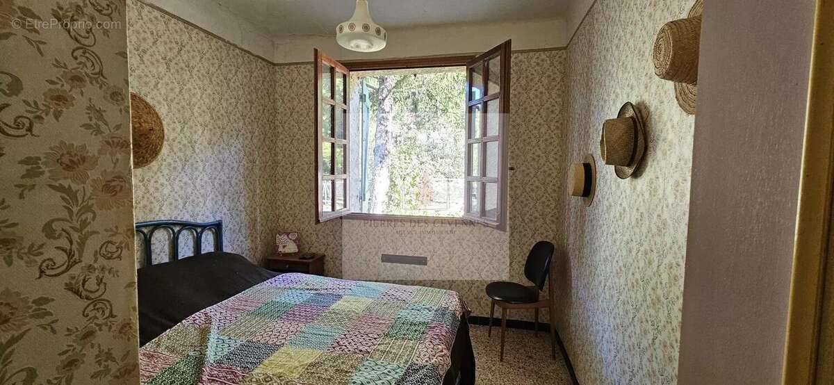 Maison à SAINT-PRIVAT-DE-VALLONGUE