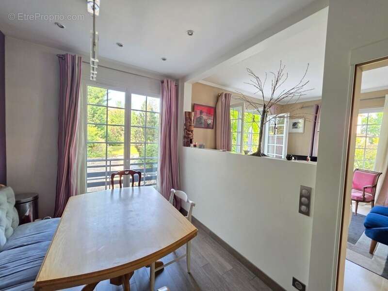 Maison à vendre 9 pièces CHATOU (78) - photo 7