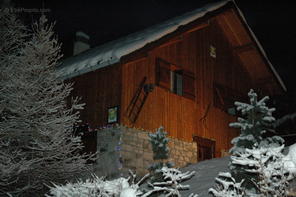Appartement à LE CHATEL