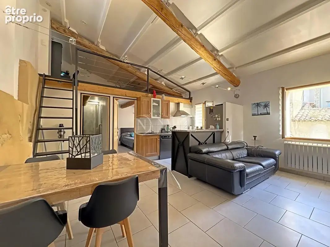Appartement à CADENET