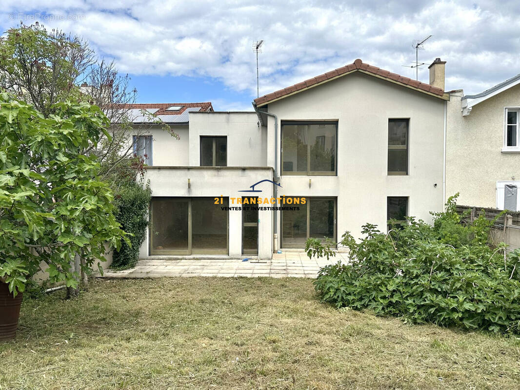 Maison à SAINT-ETIENNE