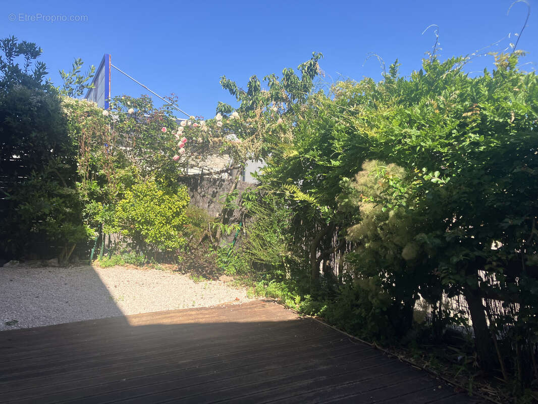 Appartement à CRAPONNE