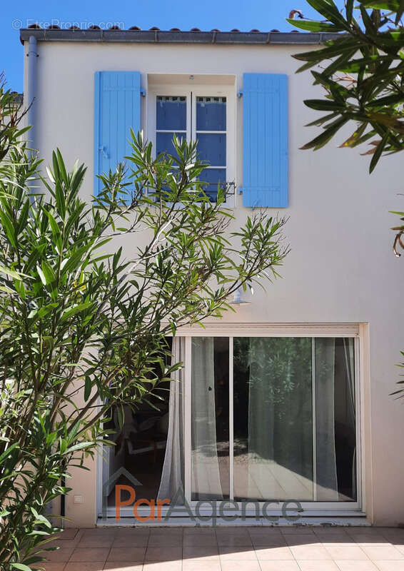 Maison à VAUX-SUR-MER