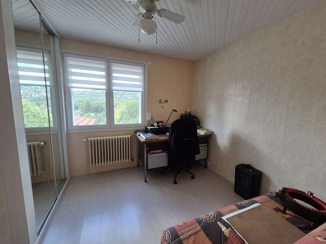 Maison à VEYRE-MONTON