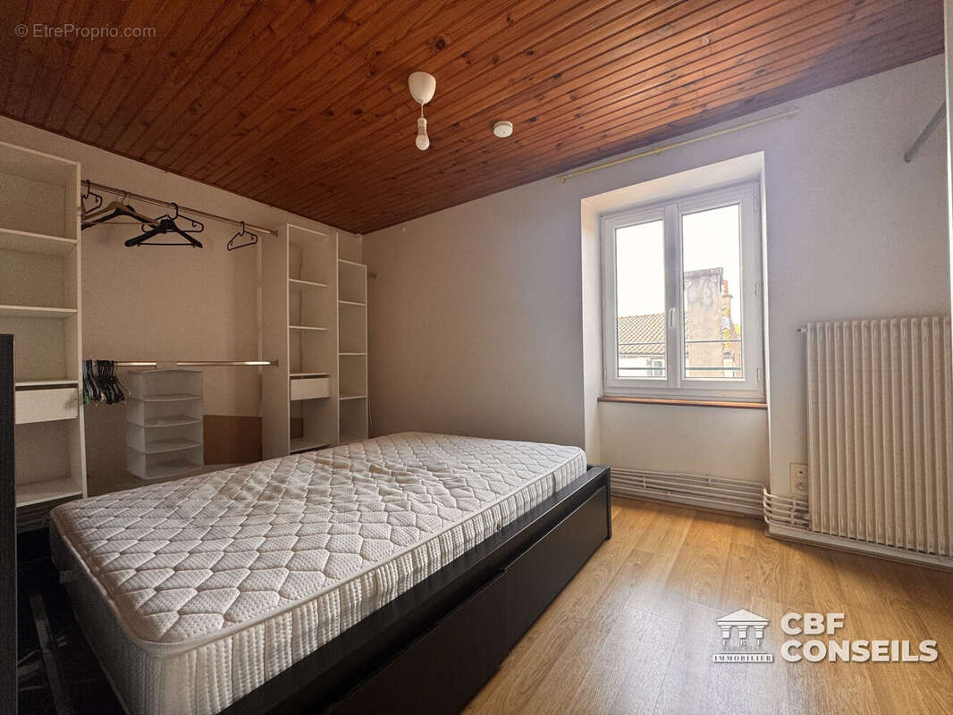 Appartement 43 m² à Riom  - photo 6