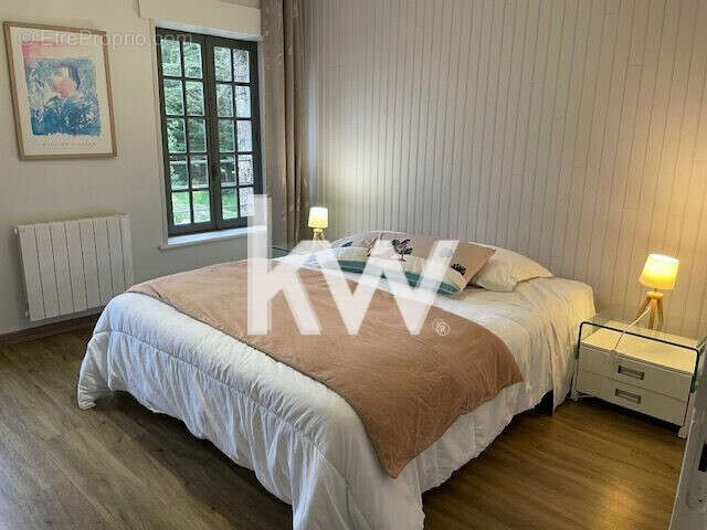 Maison 220 m² à Agon-Coutainville  - photo 7