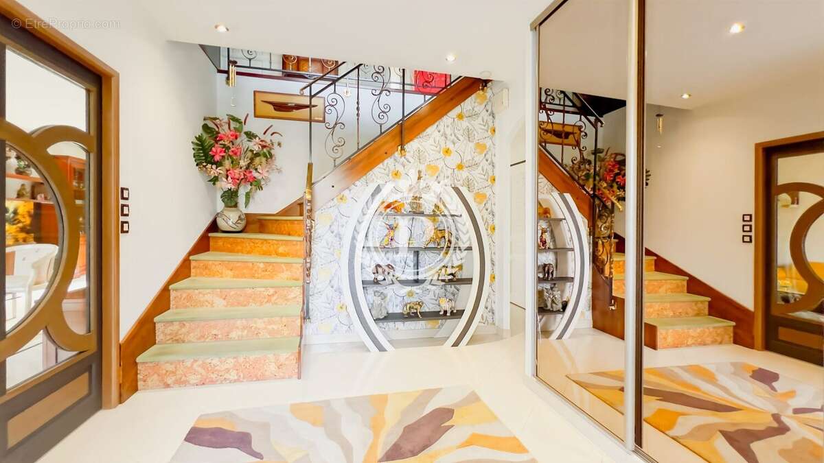 Maison à SAINT-GRATIEN