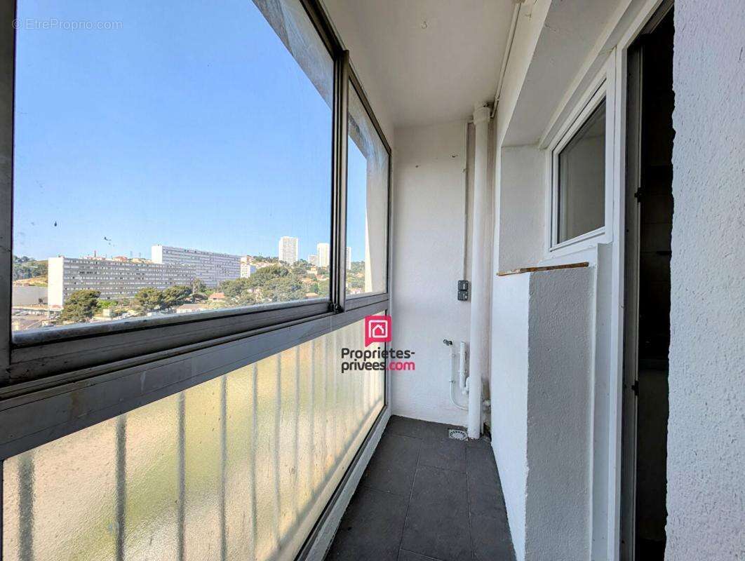 Appartement à MARSEILLE-15E
