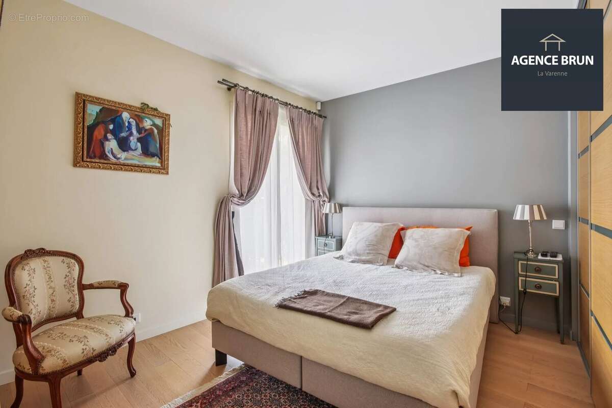 Appartement à SAINT-MAUR-DES-FOSSES