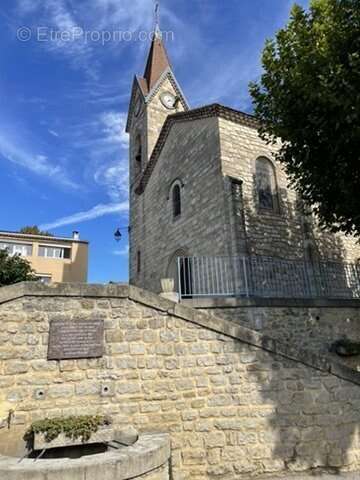 Maison à SAINT-LAURENT-DE-CARNOLS