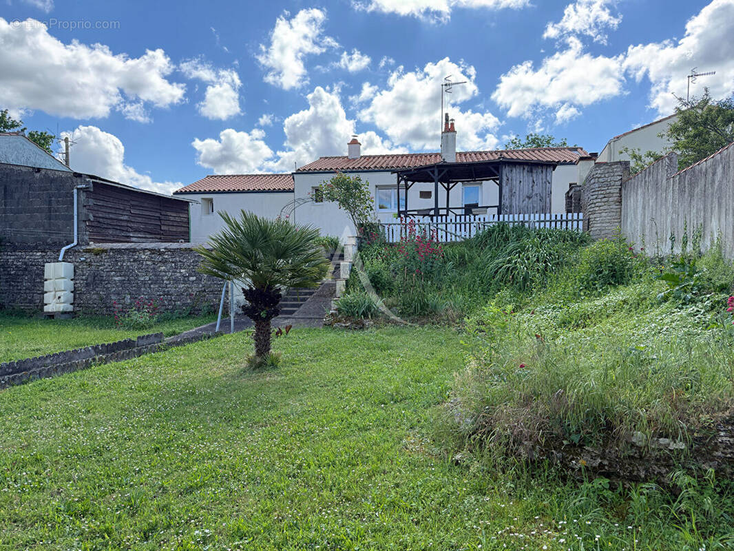 Maison à ANGLES