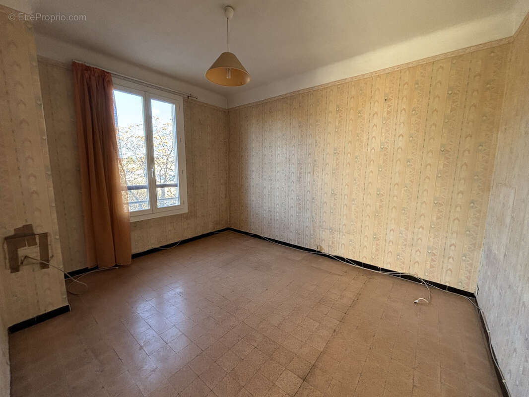 Appartement à MARSEILLE-15E