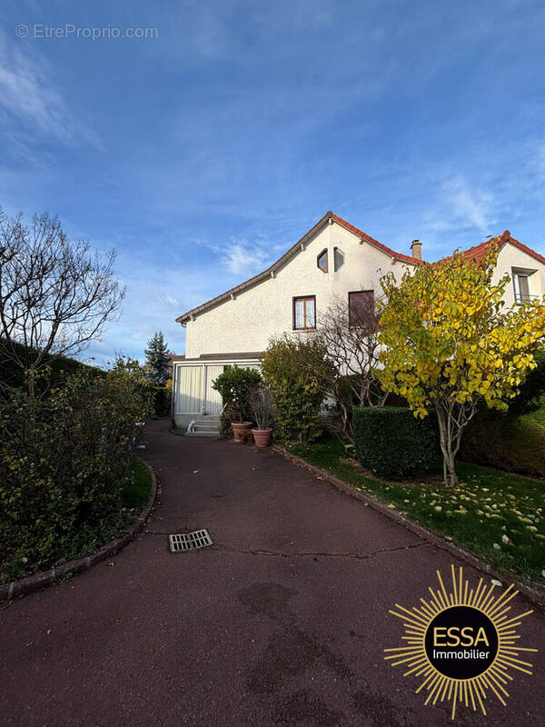 Maison à VELIZY-VILLACOUBLAY