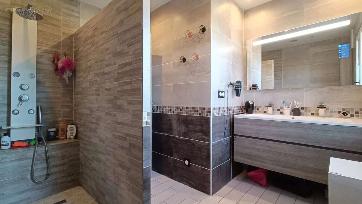 Maison à LE ROCHEREAU