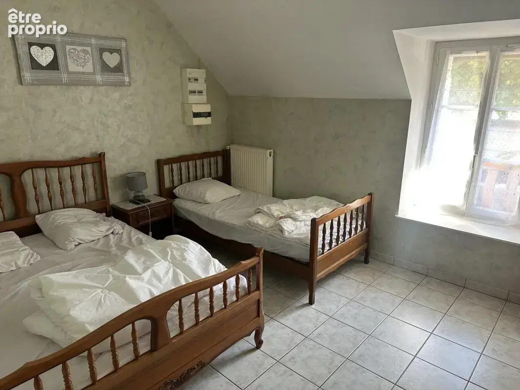Murs de restaurant et 3 appartements T3 - photo 29