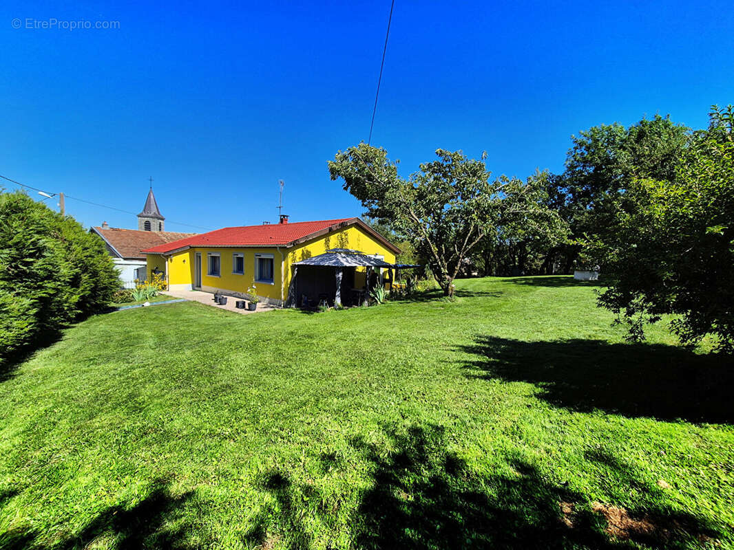 Maison à NAIVES-EN-BLOIS