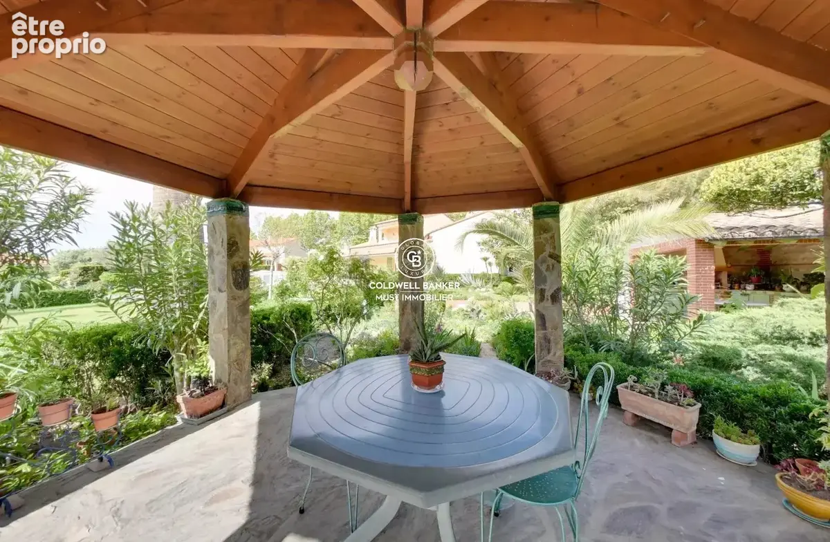 Villa 4 faces avec piscine - photo 13