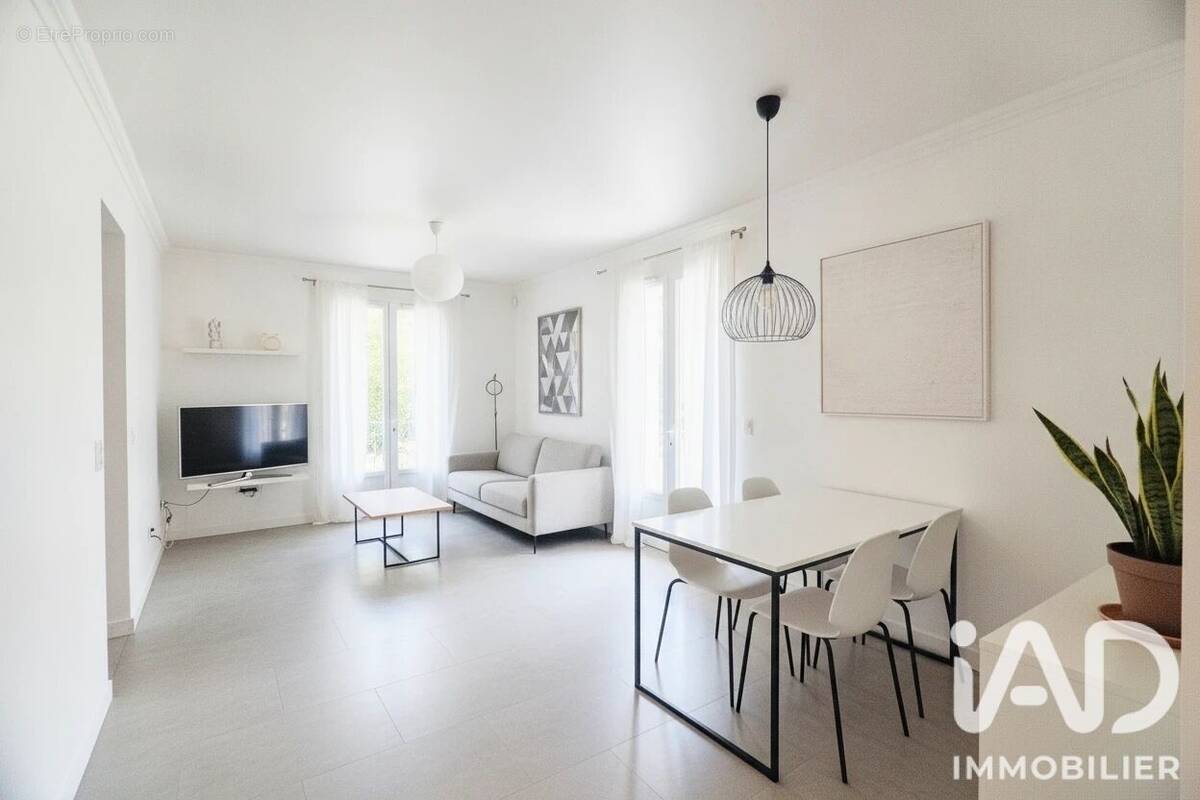 Appartement 3 pièces 55 m² · à Le Cannet · 55 m² · 285 000 €