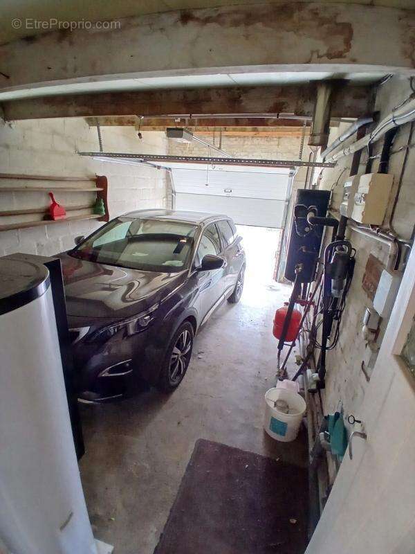 Maison à NEUVILLE-SAINT-REMY