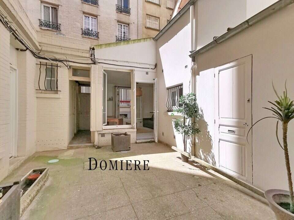 Appartement à PARIS-18E
