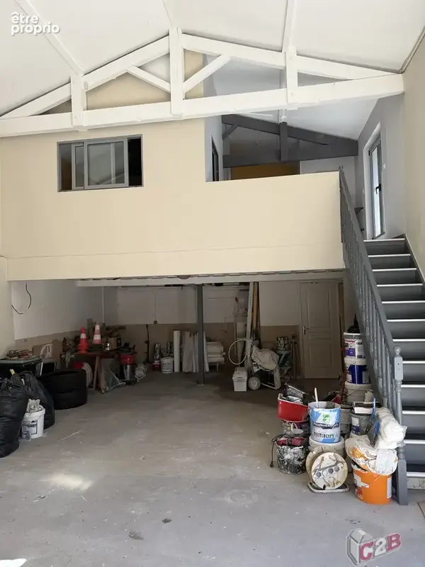 Entrepot dans le centre de la brede - photo 1