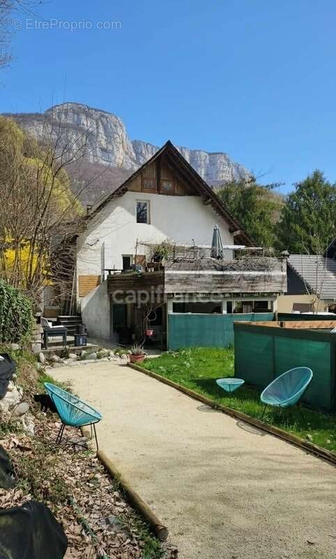 Maison à SAINT-ALBAN-LEYSSE