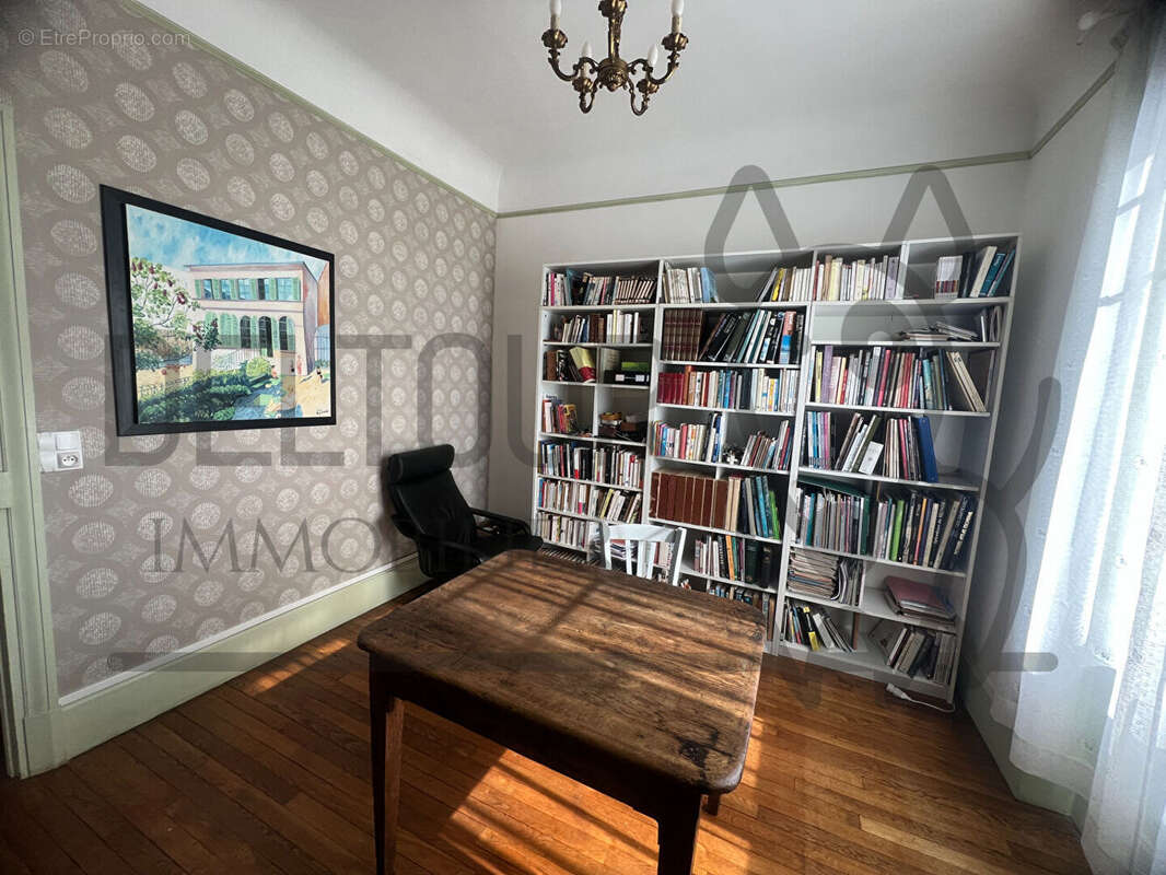 Maison à COULOMMIERS