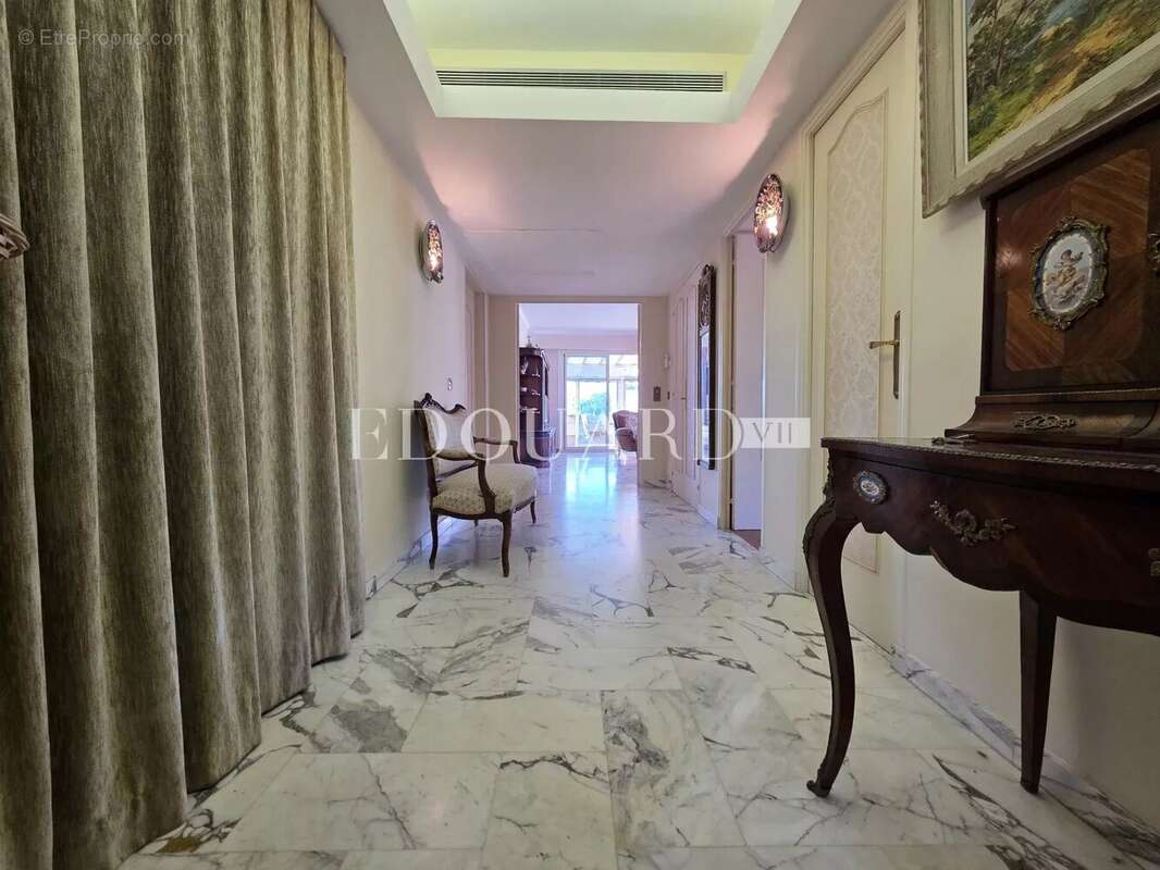 Appartement à MENTON
