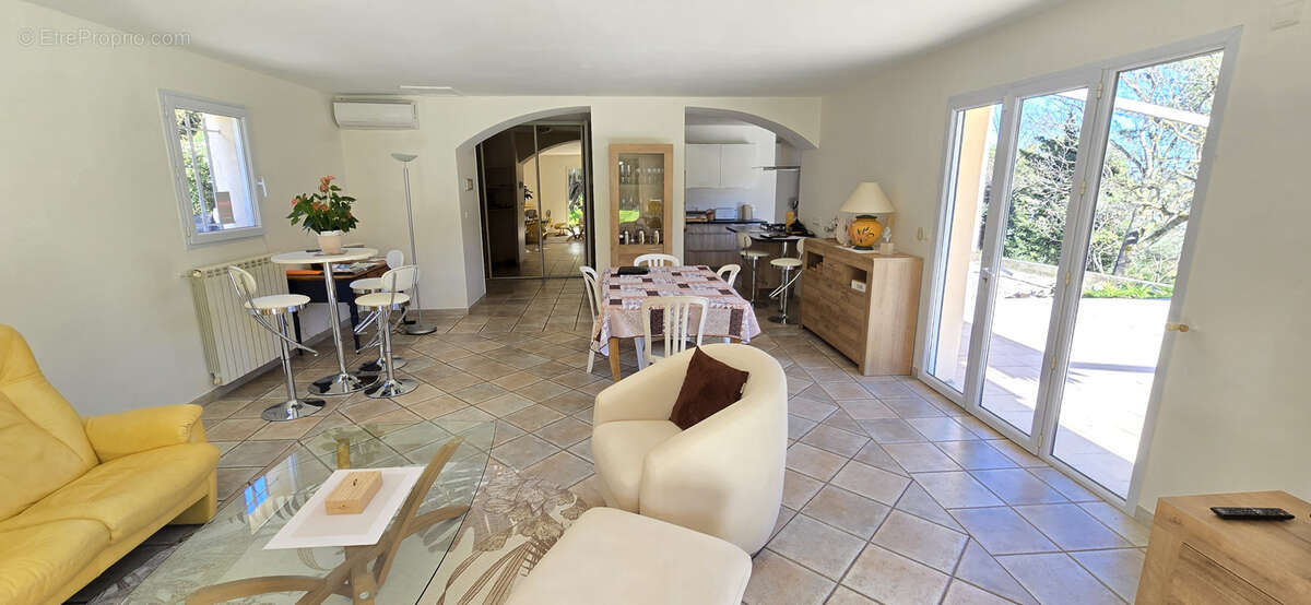 Maison à DRAGUIGNAN