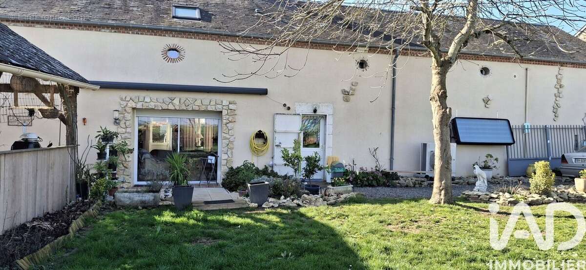 Photo 2 - Maison à AZY