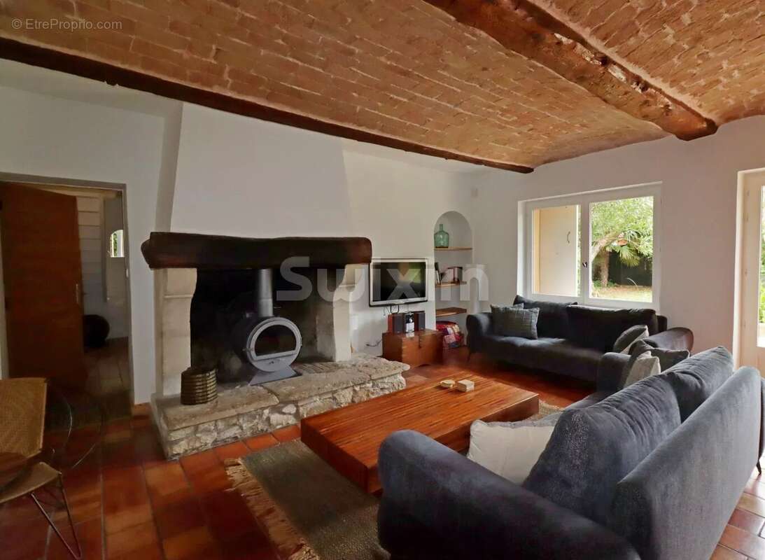 Maison à MONTELIMAR