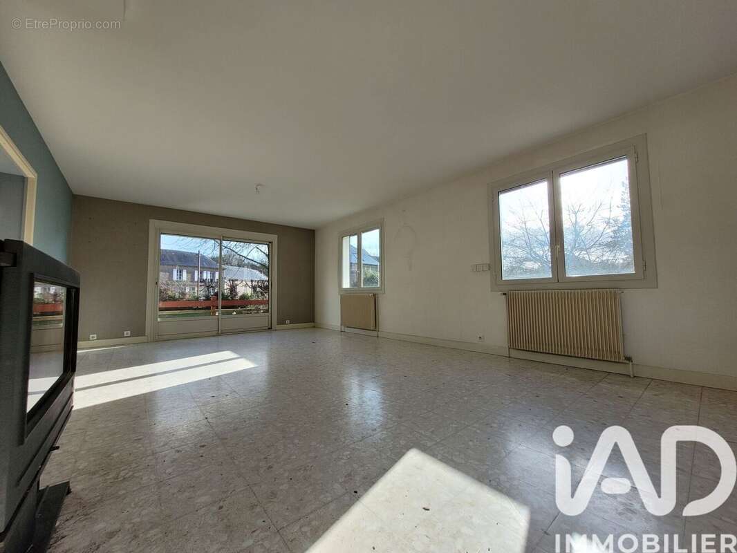 Maison 182 m² à Mons-Boubert  - photo 2