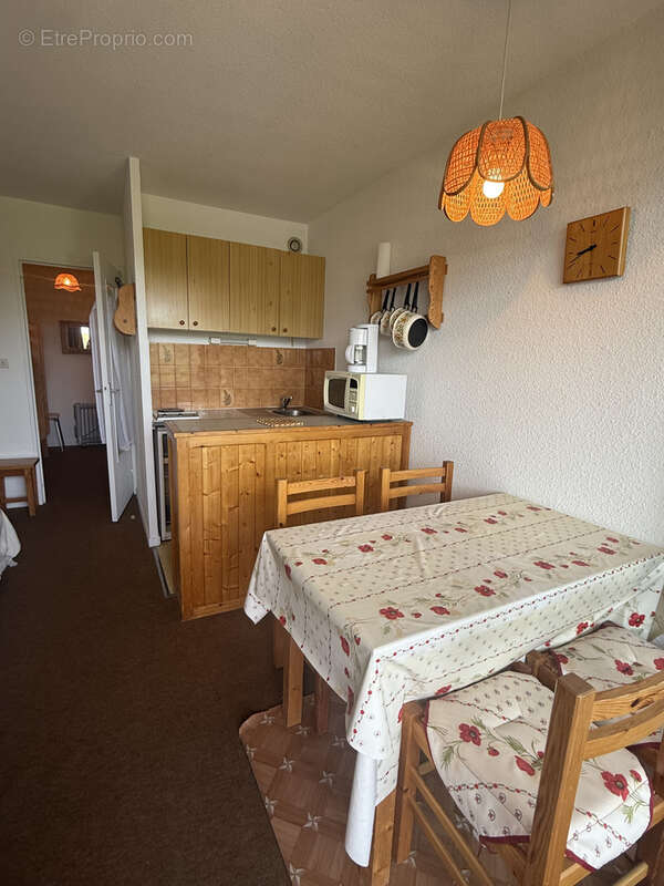 Appartement à ENCHASTRAYES
