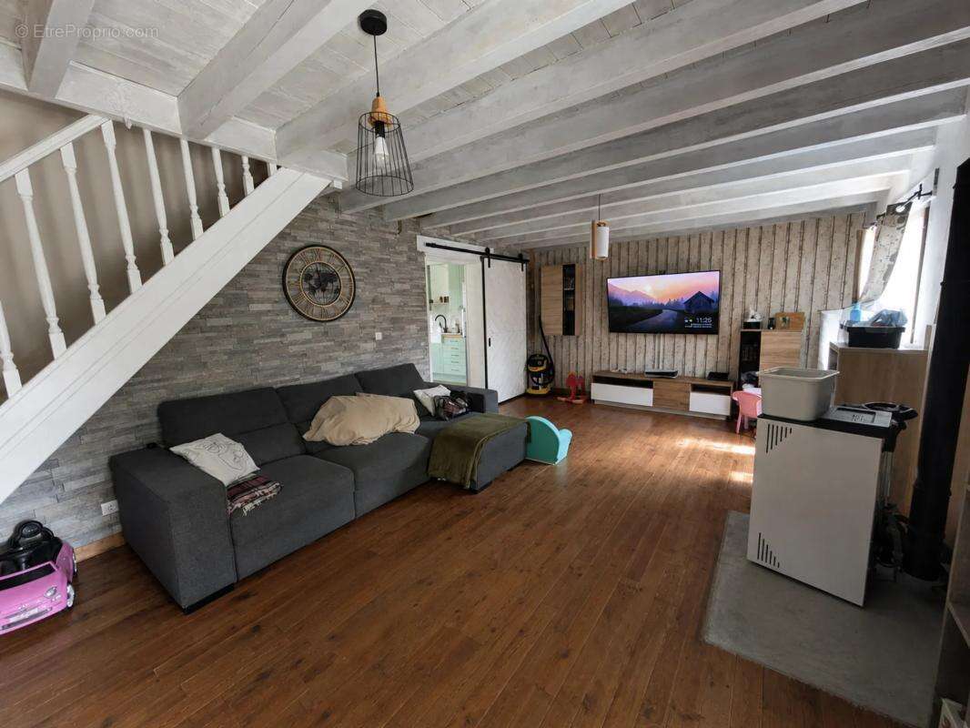 Maison de 5 pièces de 116 m² à Saint-Usuge - photo 6