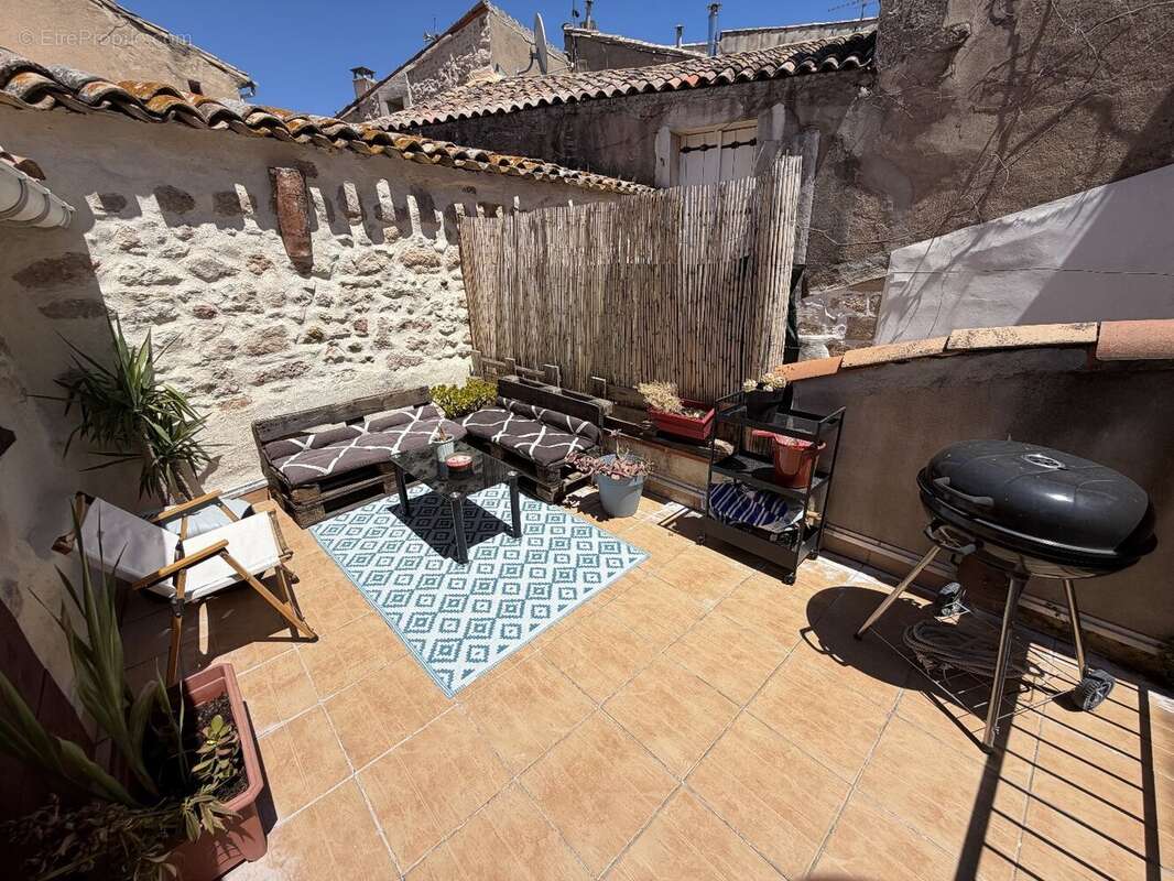 Maison à POMEROLS