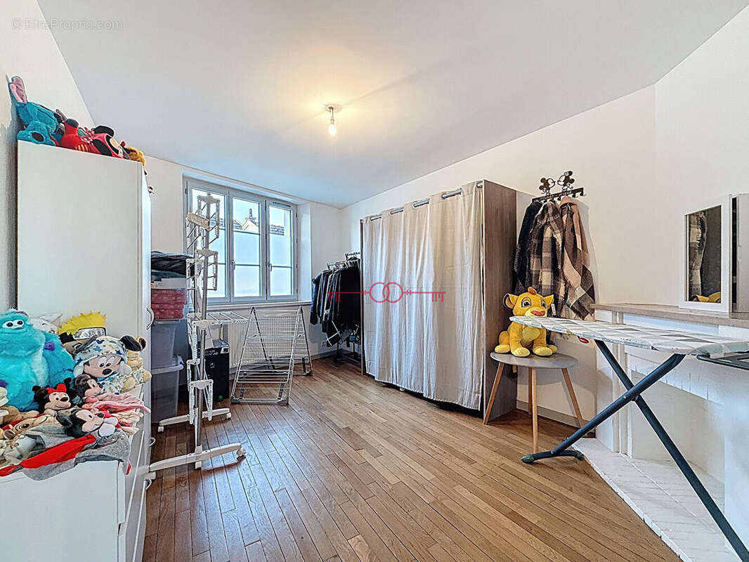 Maison à SAINTE-MENEHOULD