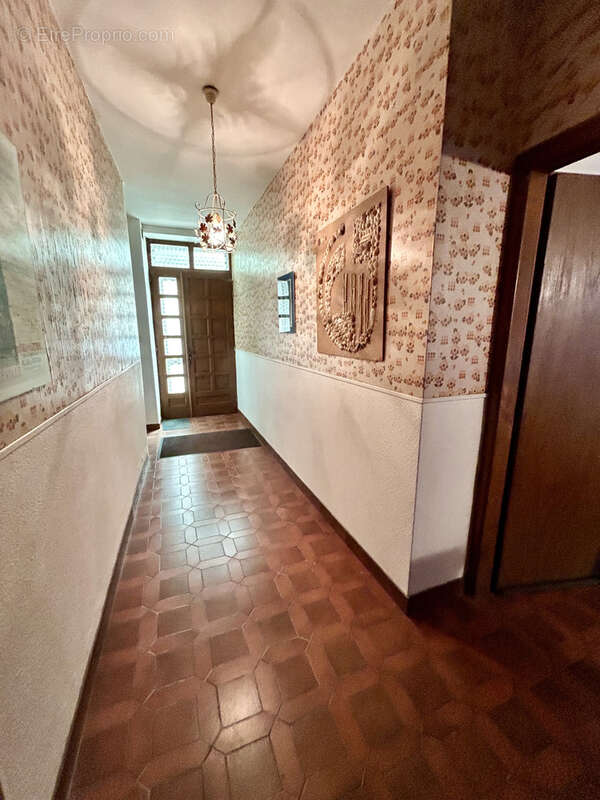 Maison à CONTREXEVILLE