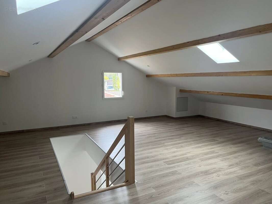 Maison à SAINT-ROMANS