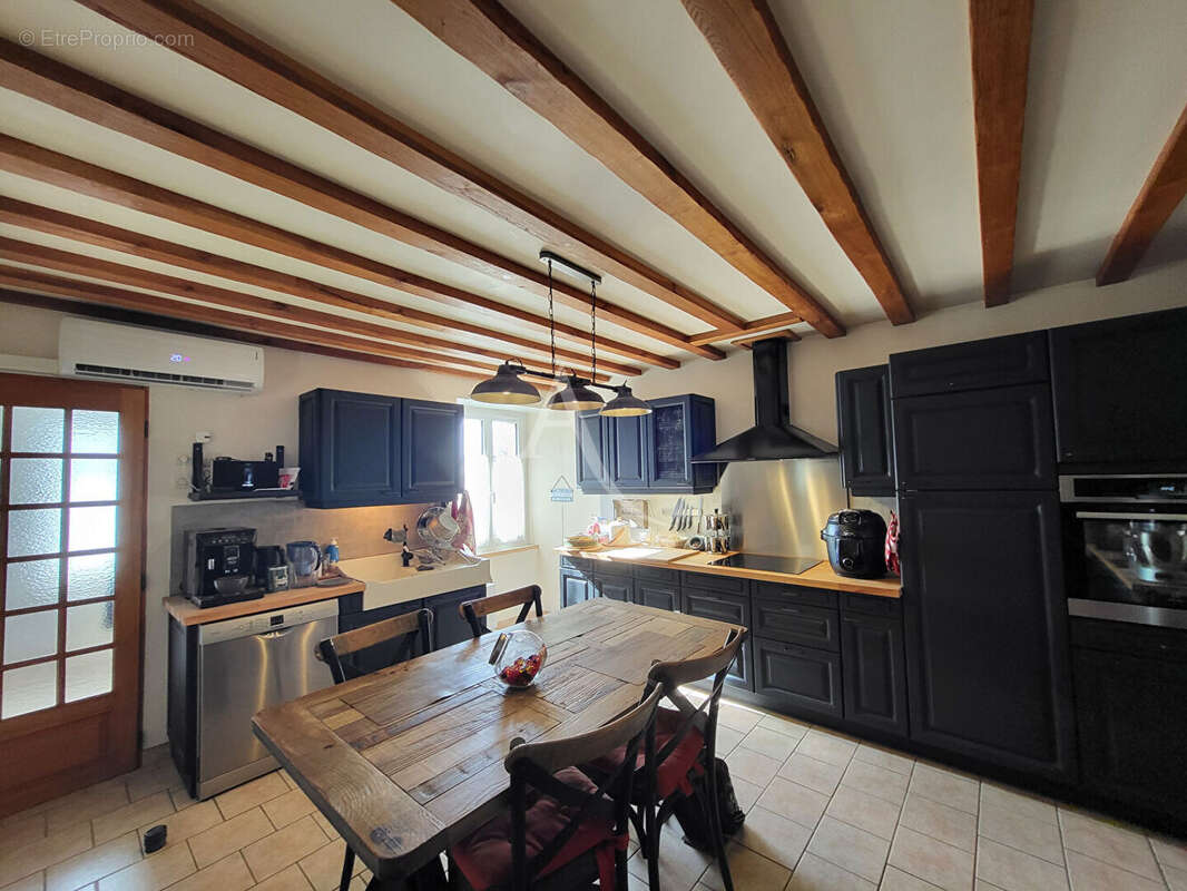 Maison à CHAUMES-EN-BRIE