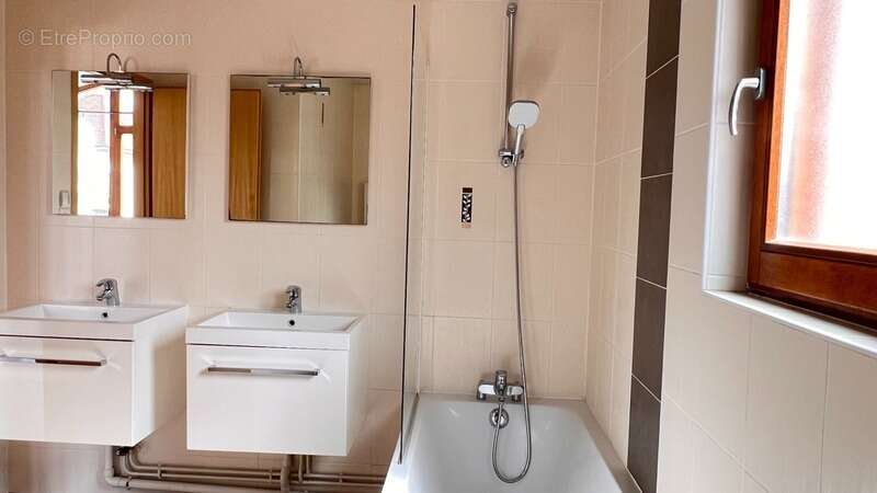 Maison à MALZEVILLE