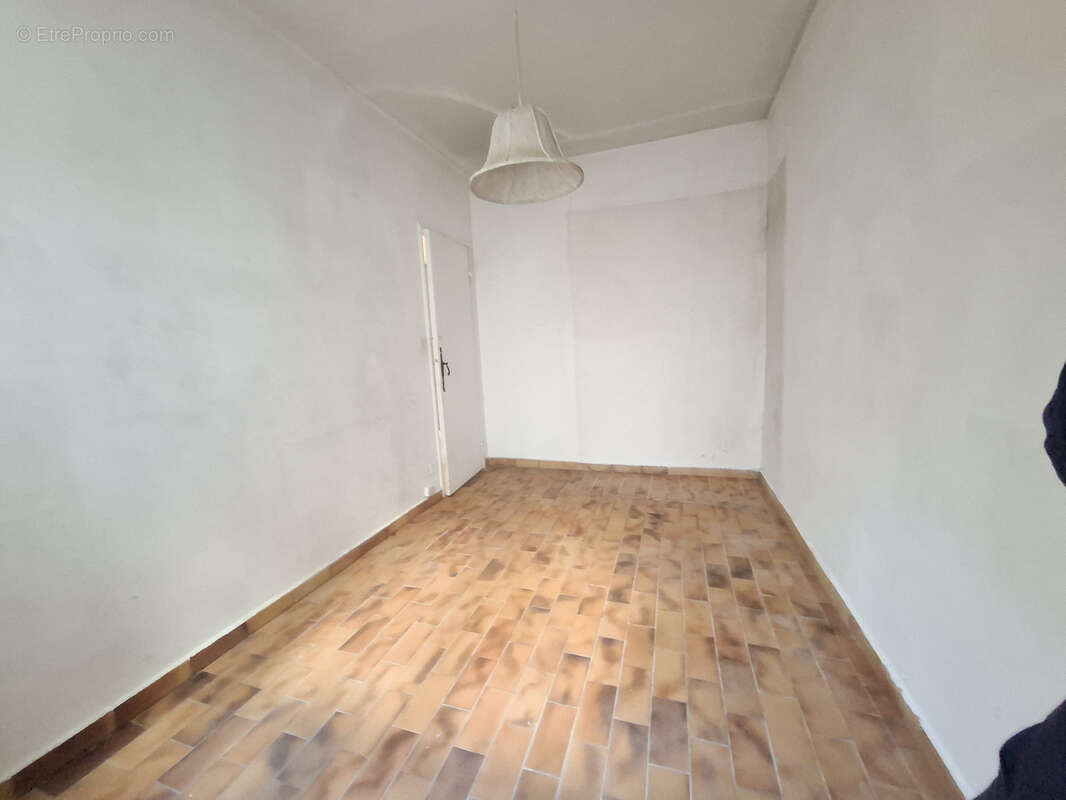 Appartement à SAINT-CYR-SUR-MER