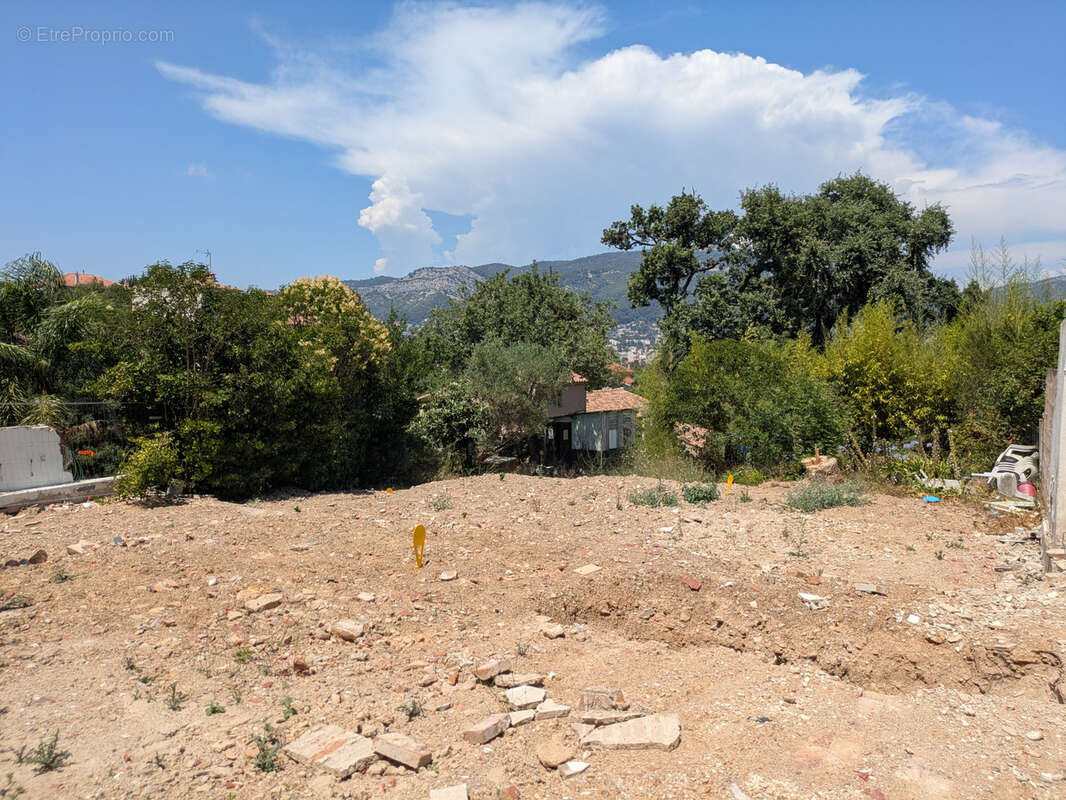 Terrain à TOULON