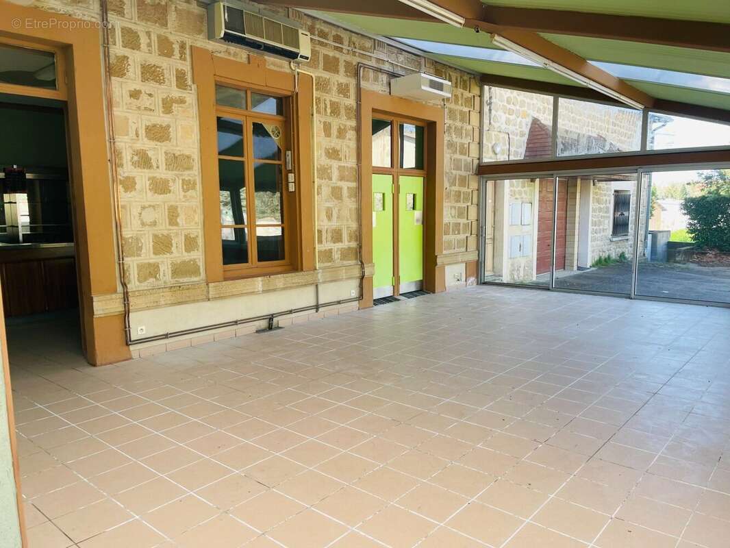 Maison 312 m² à Saint-Donat-Sur-L'herbasse  - photo 4