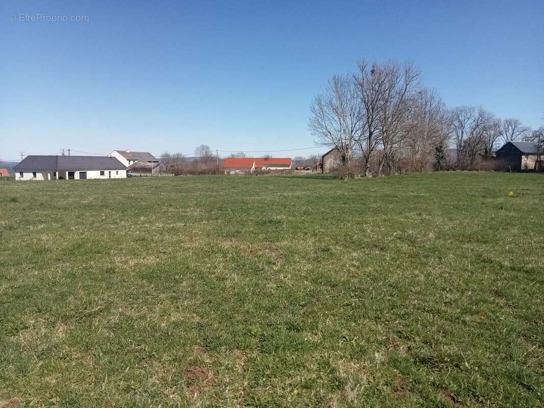 Terrain à BROMONT-LAMOTHE